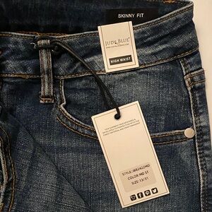 Judy Blue Dark Wash women’s Skinny Jeans